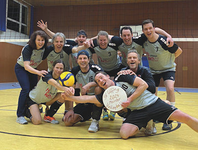 Mixed-Volleyballer des SV Uffing holen Meistertitel